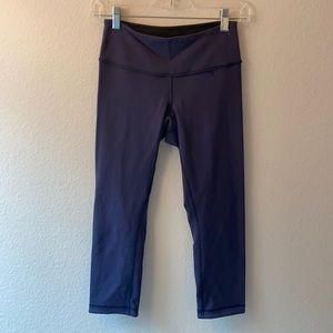 Lululemon Women’s Wunder Under Cropped Leggings
